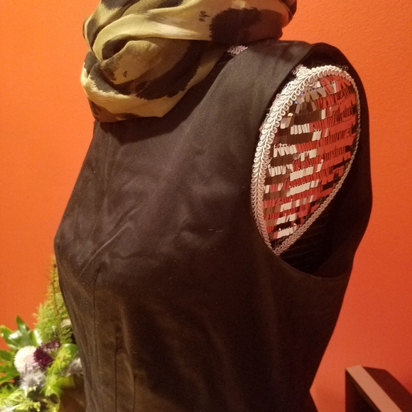 Dress - Picture 3 of 5